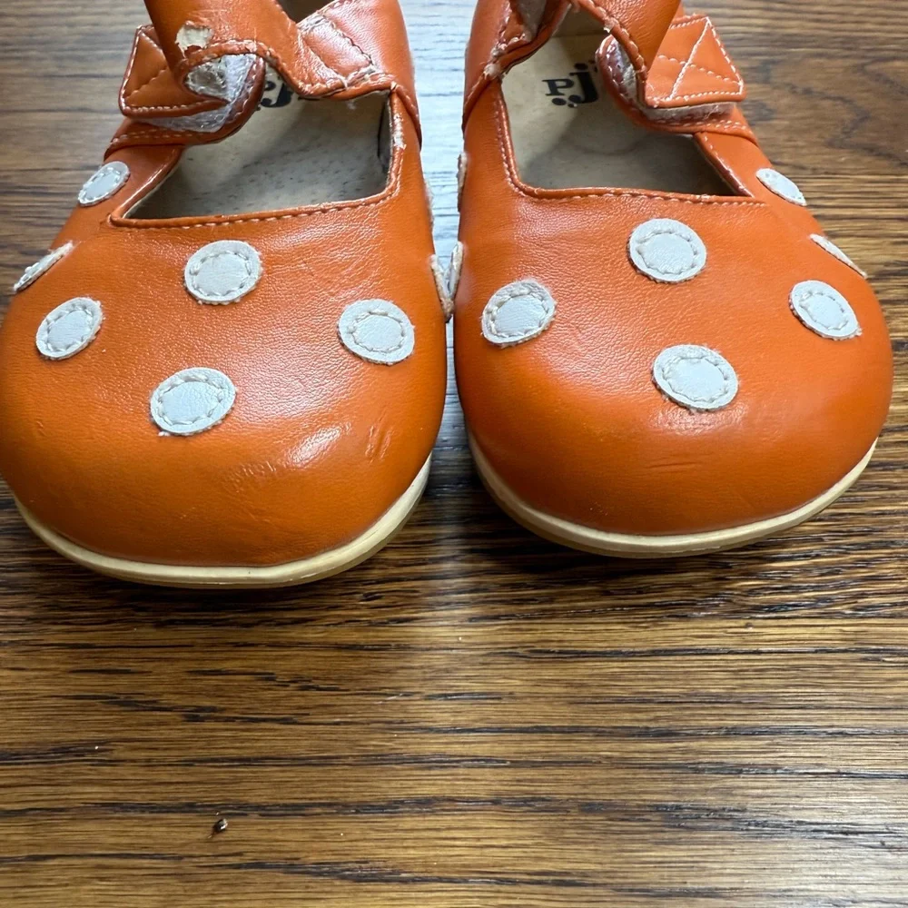 Puddle Jumper (PJs) Orange / White Polka Dot Kids Mary Jane Shoes Size 6